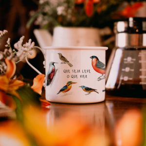 Caneca Passarinhos - Que seja leve o que vier